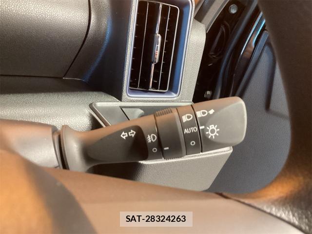 Daihatsu TANTO 2025-10 8218673-12