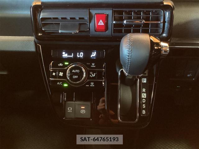 Daihatsu TANTO 2022-11 8218676-10