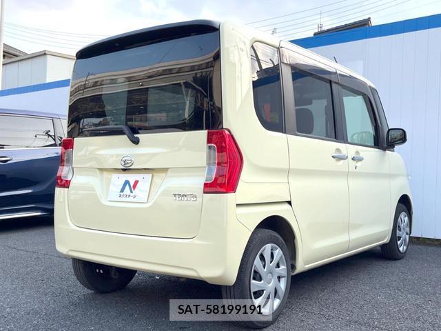 Daihatsu TANTO 2015-10 8219190-16