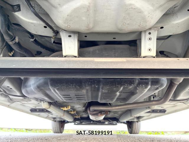 Daihatsu TANTO 2015-10 8219190-18