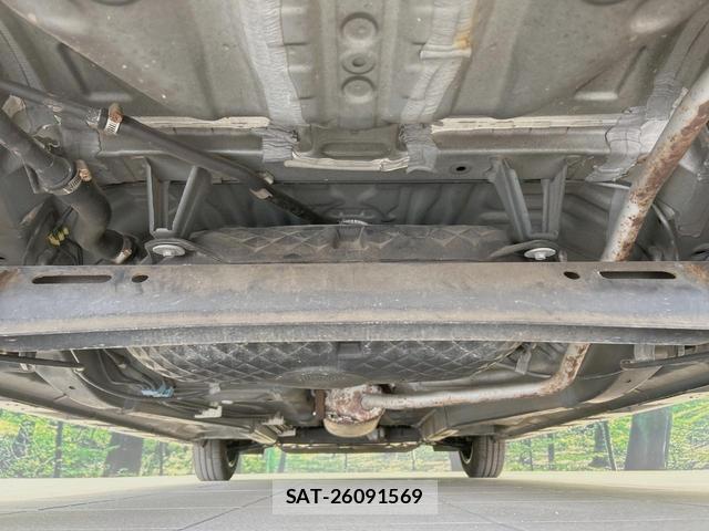 Daihatsu TANTO 2019-08 8219211-18
