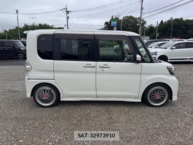 Daihatsu TANTO 2016-05 8219229-2