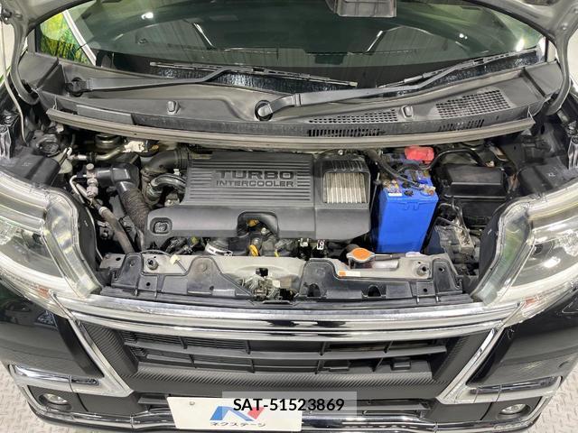 Daihatsu TANTO 2017-10 8219326-17