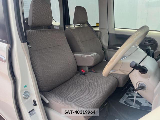 Daihatsu TANTO 2016-05 8219561-7