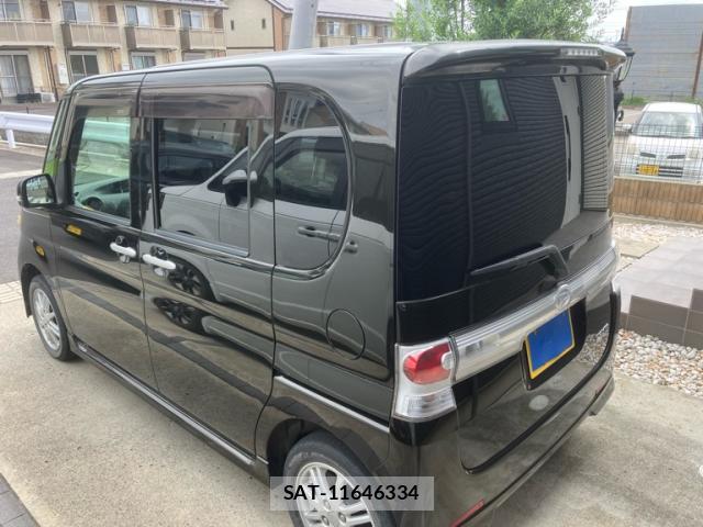 Daihatsu TANTO 2010-09 8219582-4