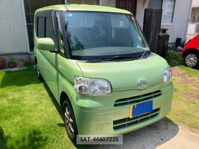 Daihatsu TANTO 2012-06 8219650-0