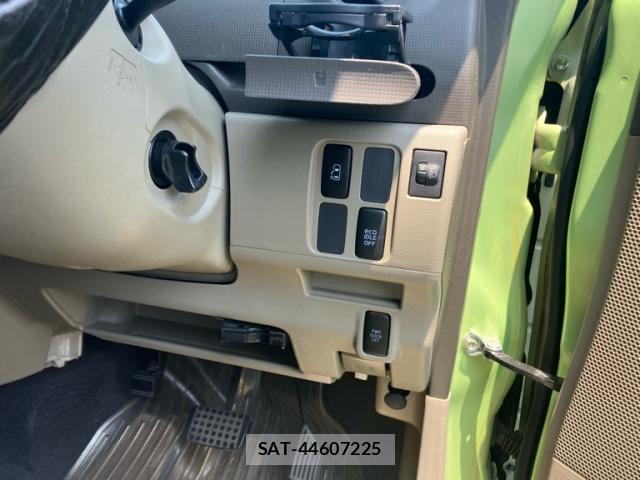 Daihatsu TANTO 2012-06 8219650-10