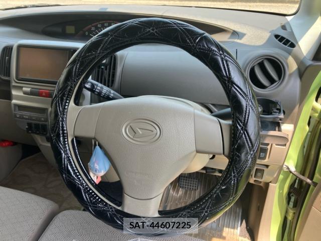 Daihatsu TANTO 2012-06 8219650-7