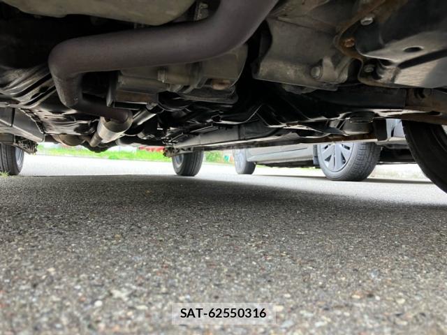 Daihatsu TANTO 2011-10 8219759-2