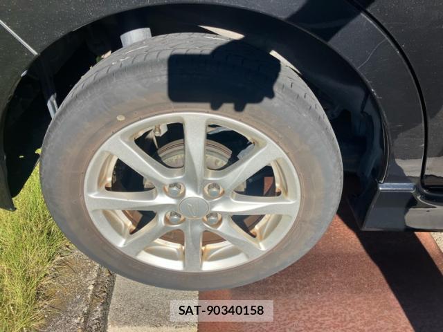 Daihatsu TANTO 2011-12 8219762-1