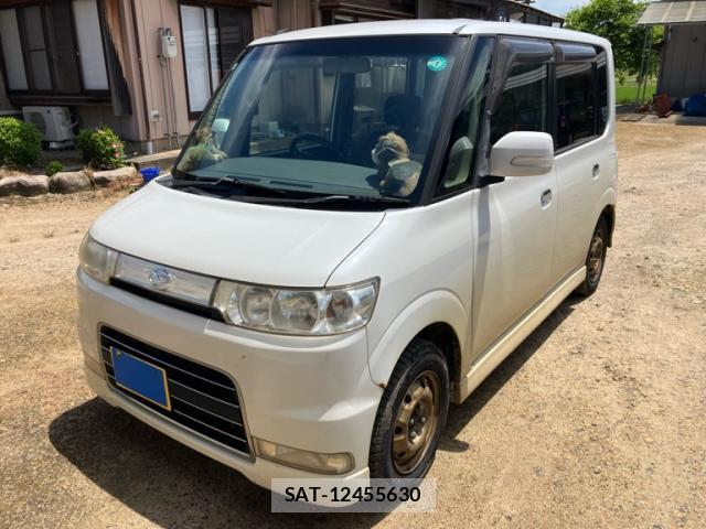 Daihatsu TANTO 2007-11 8219803-0