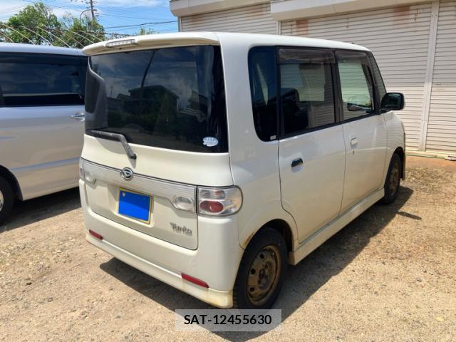Daihatsu TANTO 2007-11 8219803-1