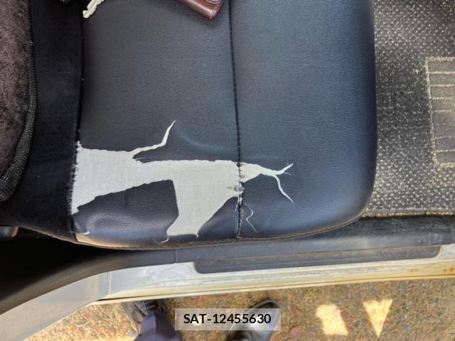 Daihatsu TANTO 2007-11 8219803-4