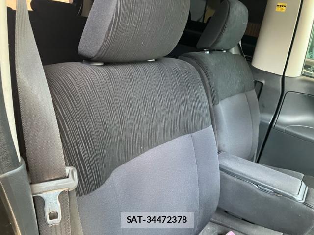 Daihatsu TANTO 2011-08 8219858-6