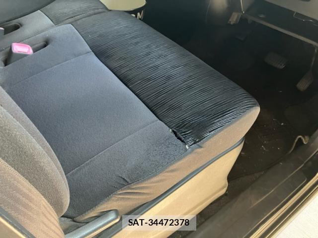 Daihatsu TANTO 2011-08 8219858-7