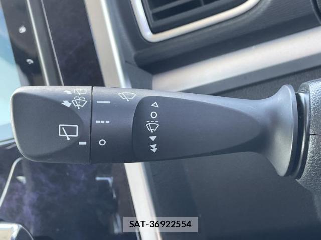 Daihatsu TANTO 2017-09 8219931-13
