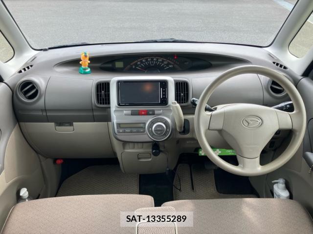 Daihatsu TANTO 2012-01 8220023-12