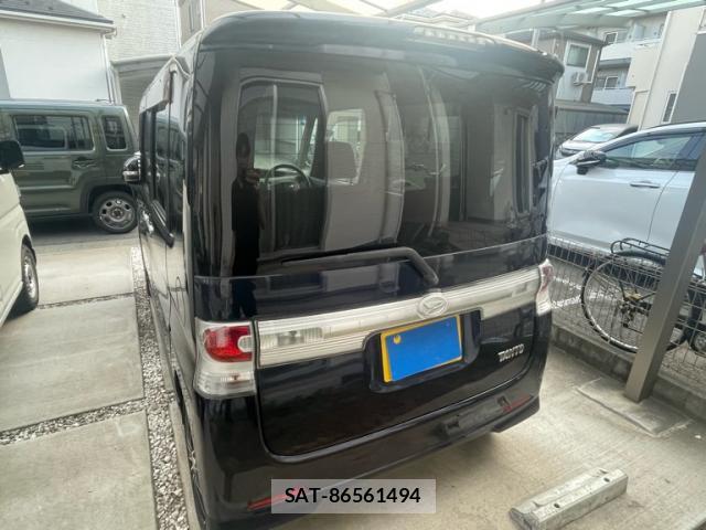 Daihatsu TANTO 2010-08 8220074-2