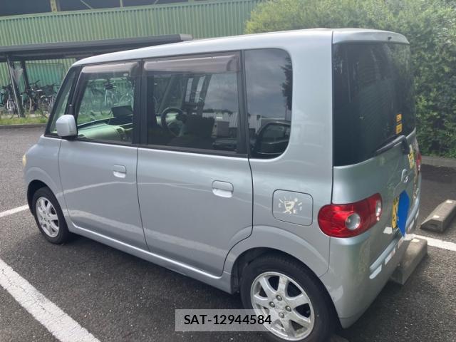 Daihatsu TANTO 2005-06 8220077-12