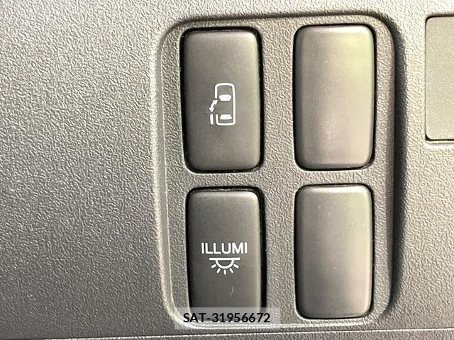 Daihatsu TANTO 2011-09 8220302-2