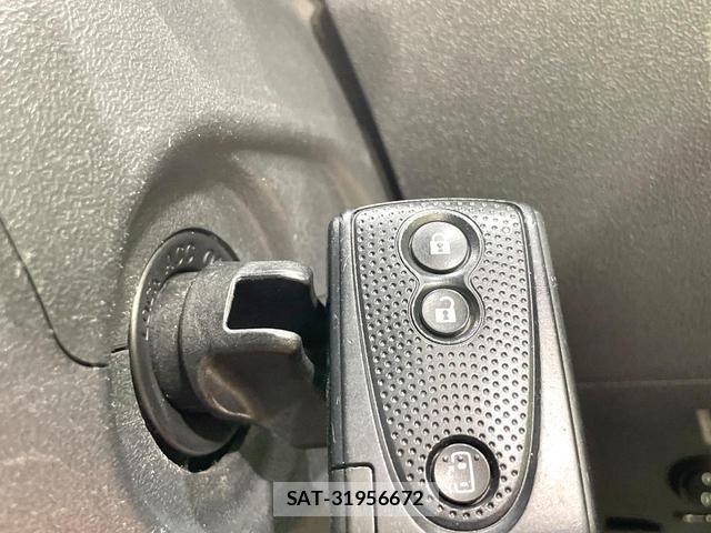 Daihatsu TANTO 2011-09 8220302-6