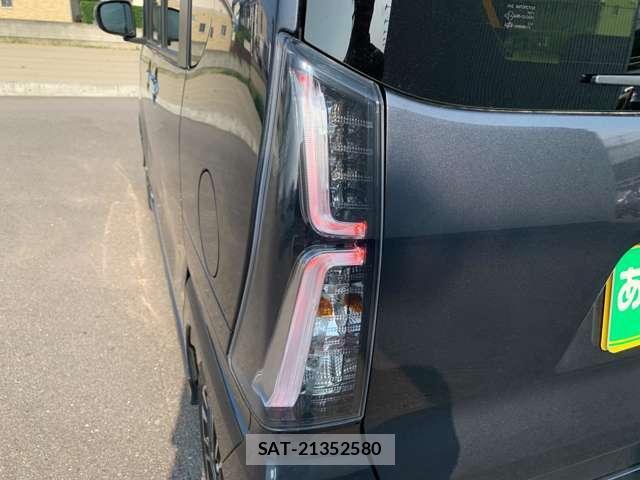 Daihatsu TANTO 2025-01 8220315-18