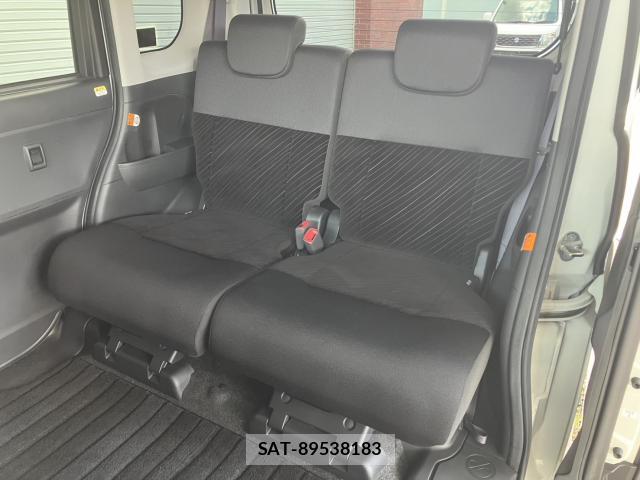 Daihatsu TANTO 2018-12 8220383-6