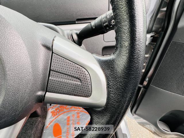 Daihatsu TANTO 2016-02 8220459-13