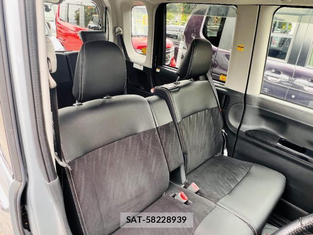 Daihatsu TANTO 2016-02 8220459-3