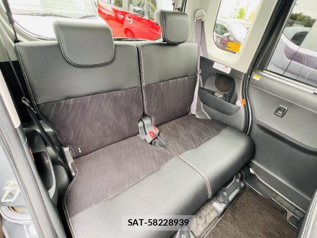 Daihatsu TANTO 2016-02 8220459-5