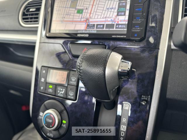 Daihatsu TANTO 2018-01 8220490-16
