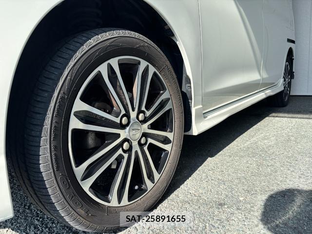 Daihatsu TANTO 2018-01 8220490-5