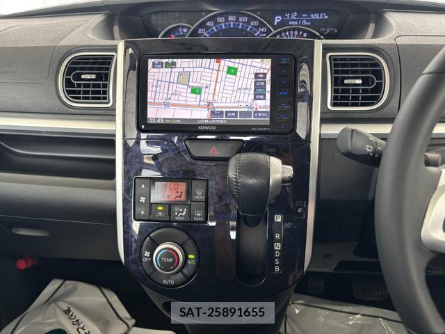 Daihatsu TANTO 2018-01 8220490-7