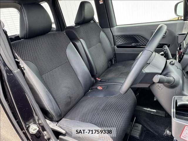 Daihatsu TANTO 2020-01 8220516-7