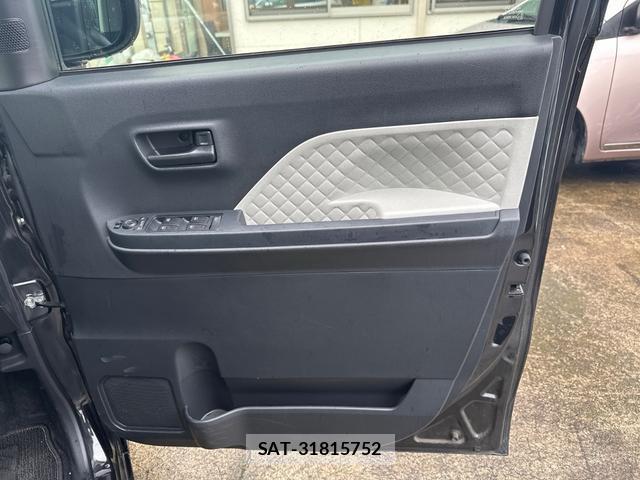 Daihatsu TANTO 2022-05 8220705-16