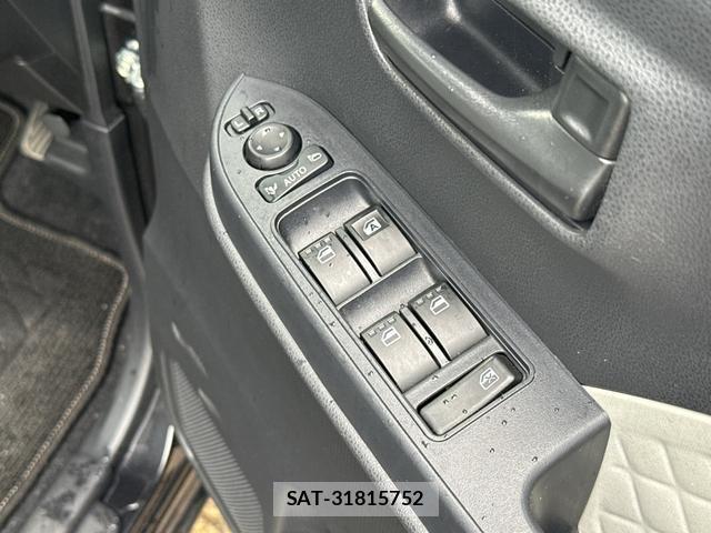 Daihatsu TANTO 2022-05 8220705-17