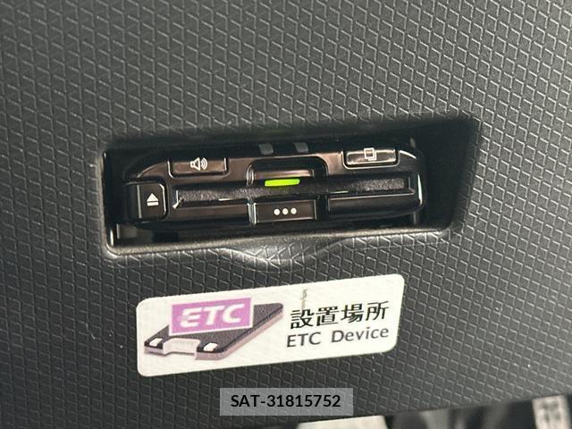Daihatsu TANTO 2022-05 8220705-5