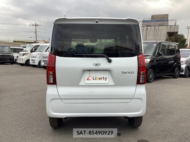 Daihatsu TANTO 2025-12 8221045-15