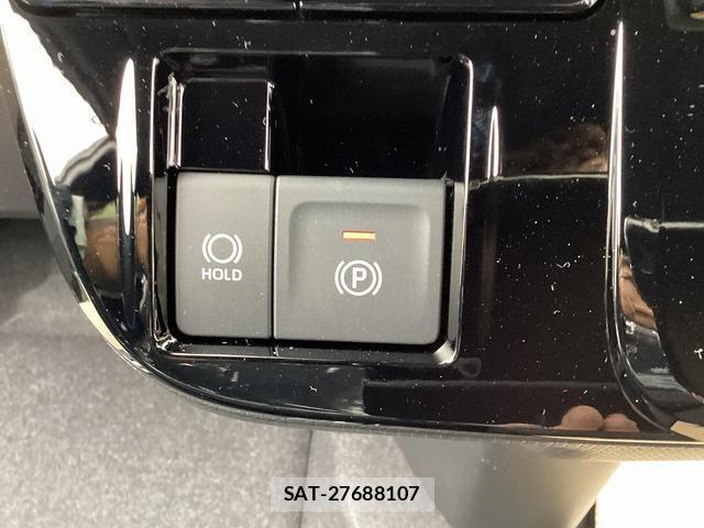 Daihatsu TANTO 2025-12 8221047-8