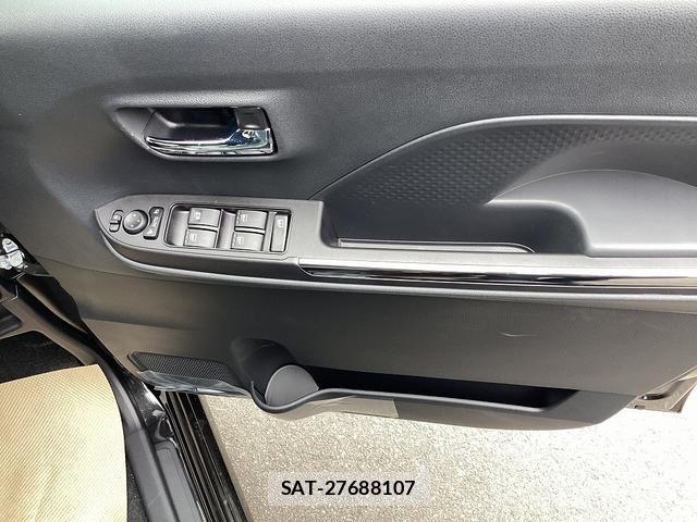 Daihatsu TANTO 2025-12 8221047-9