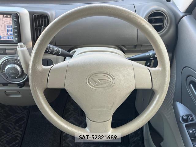 Daihatsu TANTO 2012-10 8221090-11