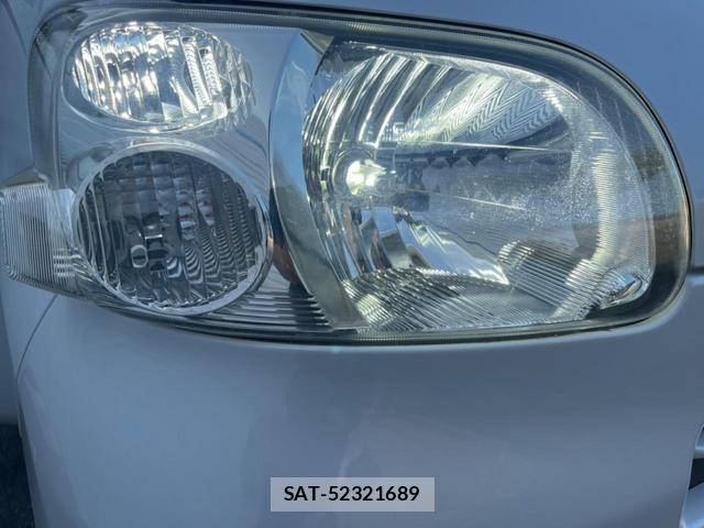 Daihatsu TANTO 2012-10 8221090-12