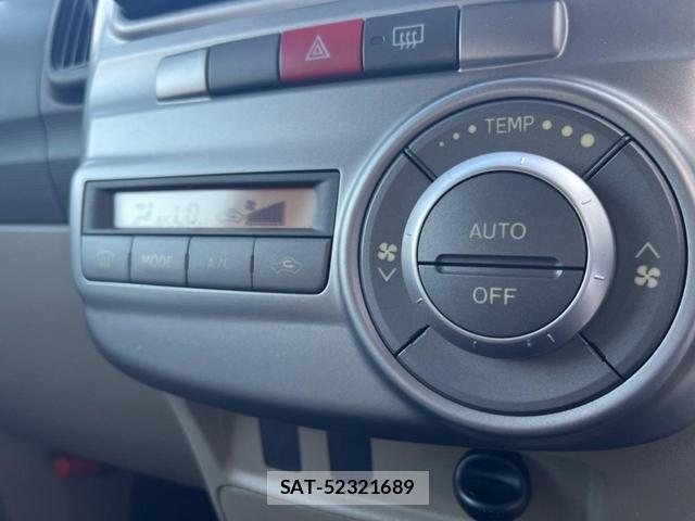 Daihatsu TANTO 2012-10 8221090-6