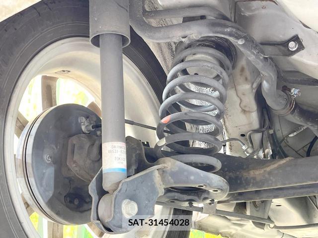 Daihatsu TANTO 2011-08 8221234-19