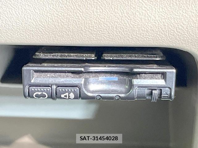 Daihatsu TANTO 2011-08 8221234-6