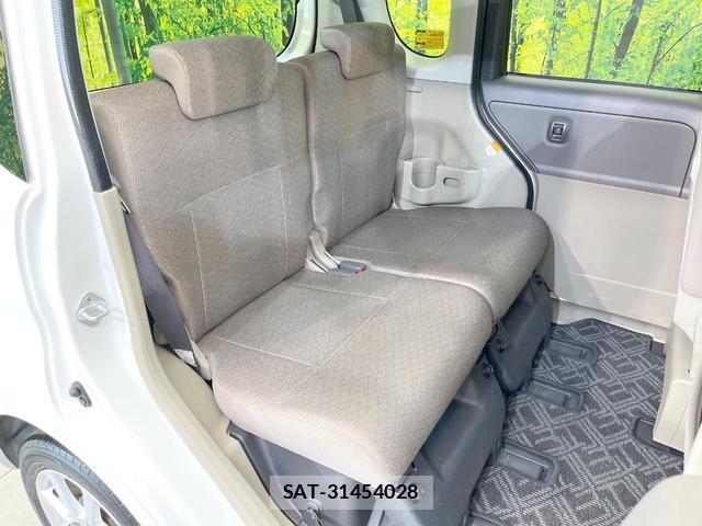 Daihatsu TANTO 2011-08 8221234-8