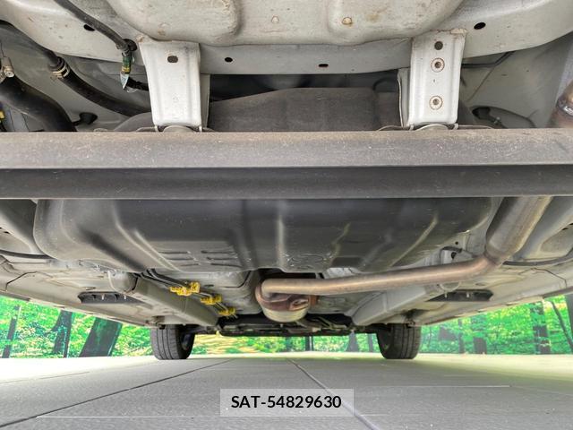 Daihatsu TANTO 2018-10 8221268-18