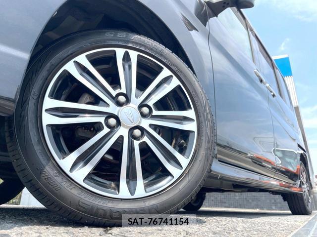 Daihatsu TANTO 2017-07 8221383-11