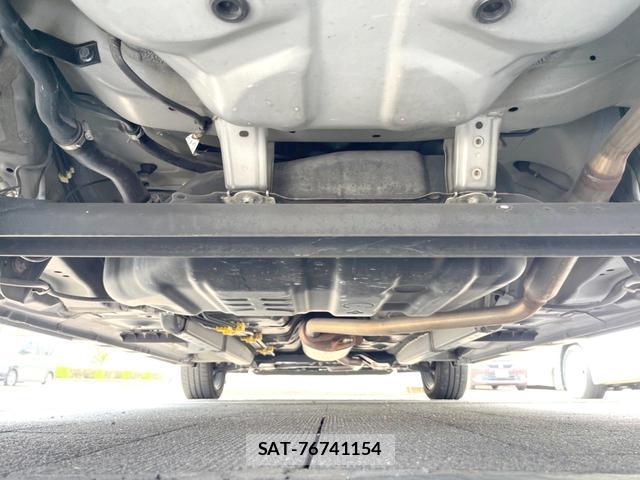 Daihatsu TANTO 2017-07 8221383-16