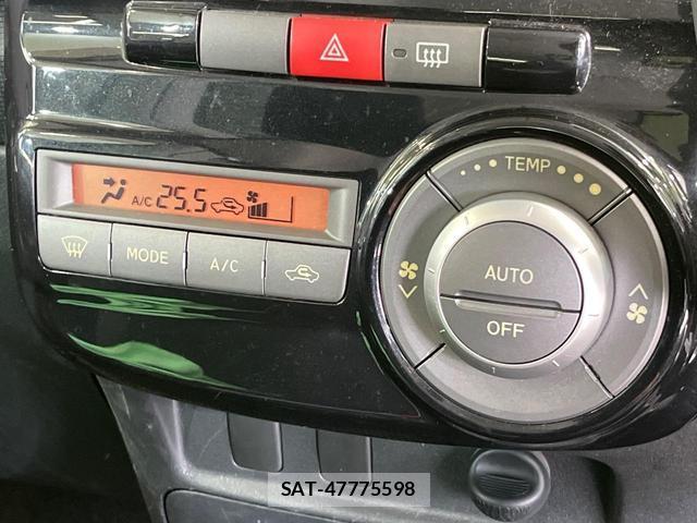 Daihatsu TANTO 2011-10 8221692-4